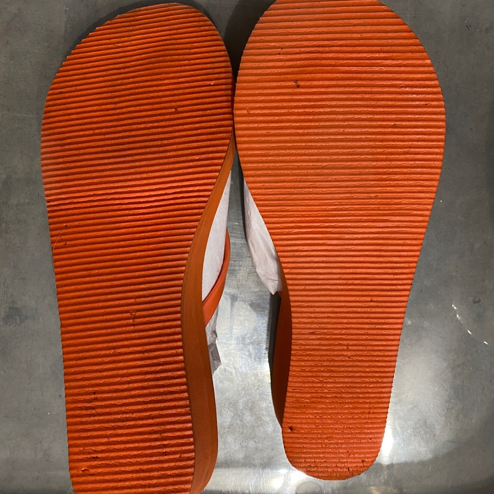 Sandals - Picture 6 of 7
